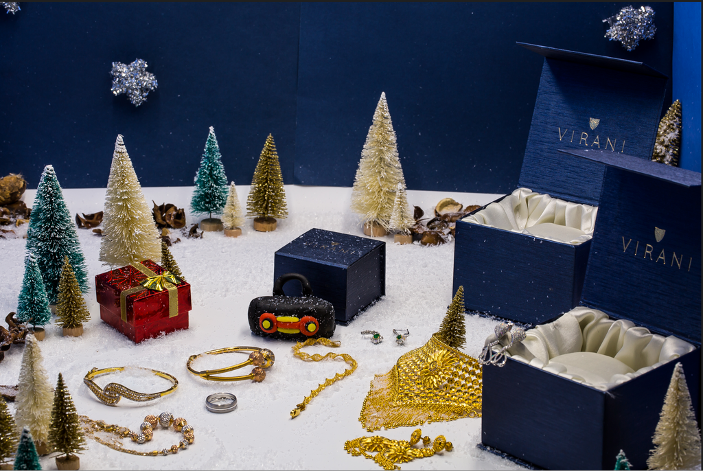 Unwrap the Magic: Perfect Jewelry Gifts for Everyone This Winter