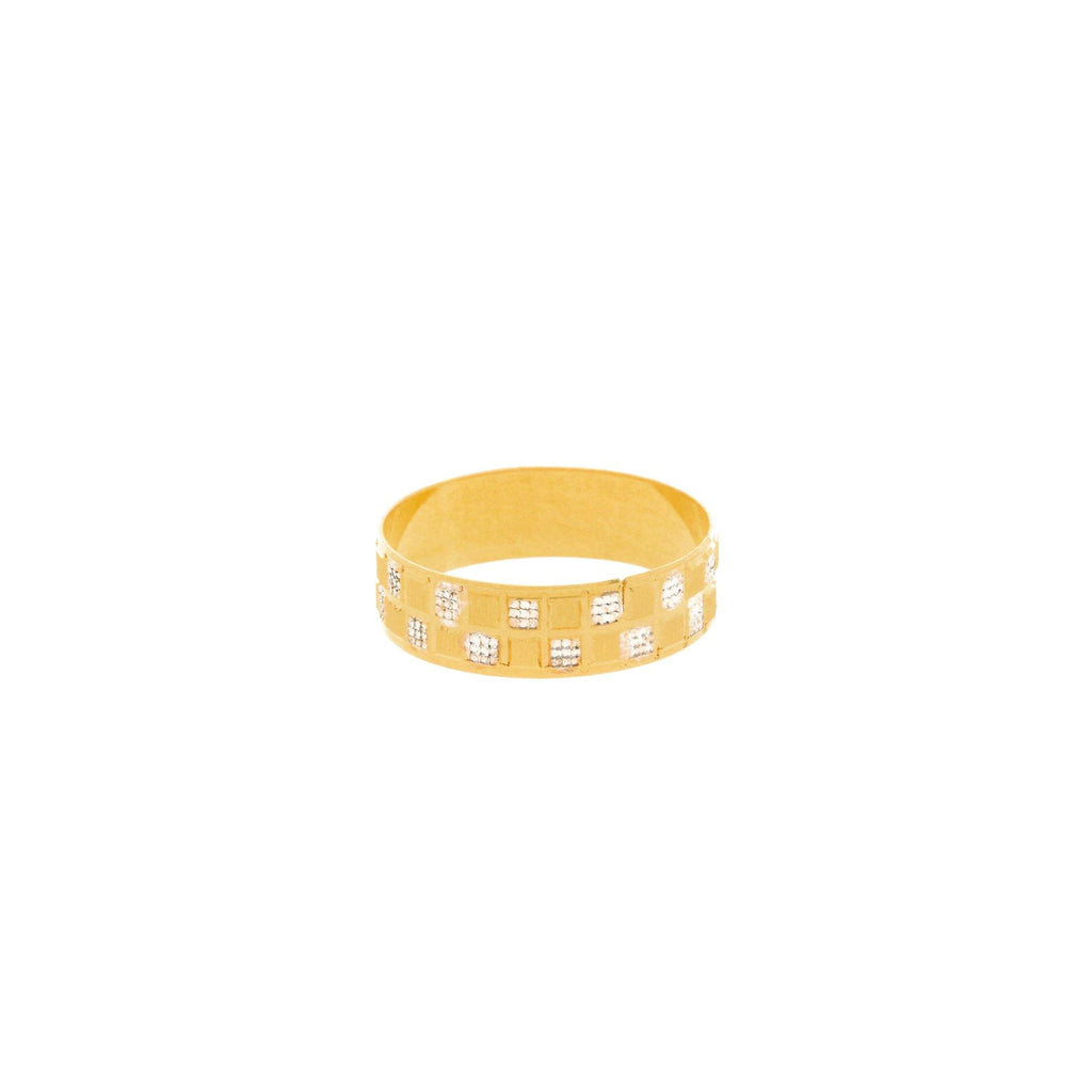 22K Yellow & White Gold Checkered Ring - Virani Jewelers |
The 22K Yellow & White Gold Checkered Ring from Virani Jewelers has a chic design fitting ...