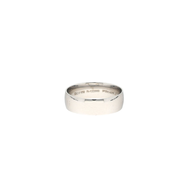 Platinum Band (6.9gm) | 



Unveil the sophistication of platinum gold with this men's 22k band by Virani Jewelers. Exqui...