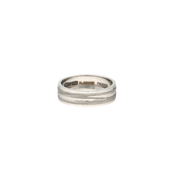 Platinum Band (7.6gm) | 



Experience the pinnacle of refinement with this platinum band for men by Virani Jewelers. Thi...