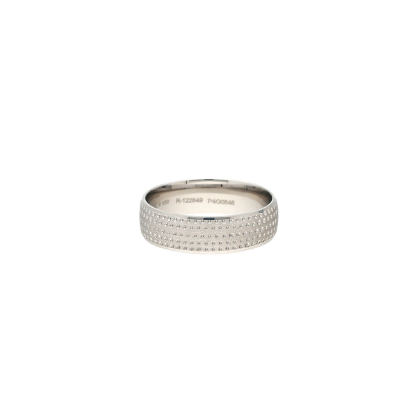 Platinum Band (7.7gm) | 



Elevate your ensemble with this men's platinum band by Virani Jewelers, a true testament to l...