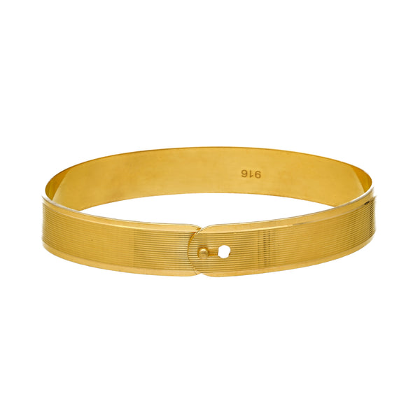 22K Yellow Gold Jaguar Cuff (35.5gm) | 




Make a bold statement of luxury with this debonair 22k gold jaguar bracelet cuff for men fro...