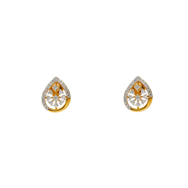22K Yellow Gold & CZ Pendant Necklace Set (10gm) | 



Elevate your elegance with this stunning 22k yellow gold pendant necklace and earring set by ...