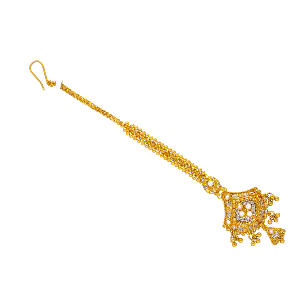 22K Yellow Gold Beaded Filigree Tikka (9.2gm) | 



Add a touch of glamour to your look with this stunning 22k yellow gold tikka by Virani Jewele...