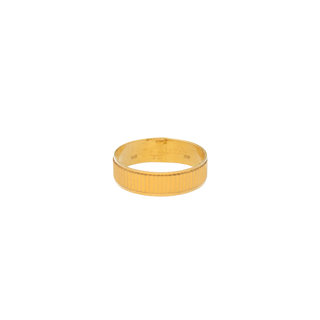 22K Yellow Gold Men's Ring (3.8gm) | 


A symbol of understated luxury, this 22k gold men's ring showcases the epitome of fine Indian ...