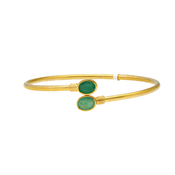22K Yellow Gold & Emerald Bangle (8.4 gm) | 


Unveil a radiant charm with this sophisticated 22k gold and emerald bangle by Virani Jewelers....