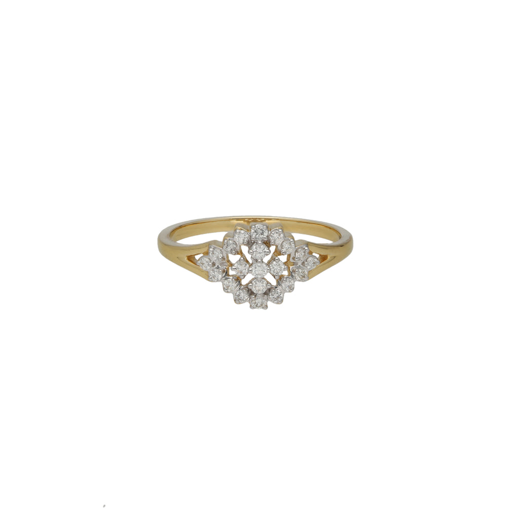 18K Yellow Gold & 0.22 Carat Diamond Ring (2.5gm) | 


Immerse yourself in ethereal sparkle of this lovely 18k gold and diamond ring by Virani Jewele...