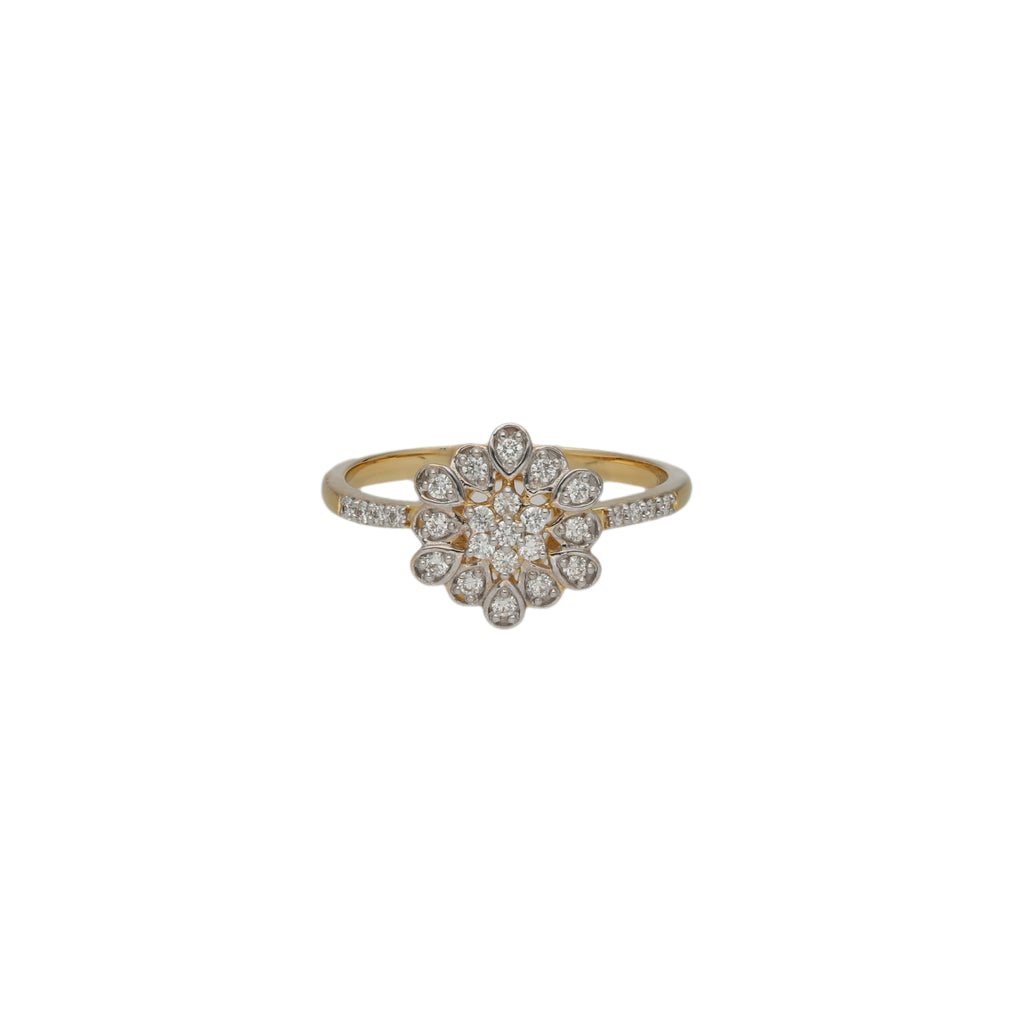 18K Yellow Gold & 0.2 Carat Diamond Ring (2gm) | 


Virani Jewelers orchestrates radiant elegance with this beautiful 18k gold and diamond ring.  ...