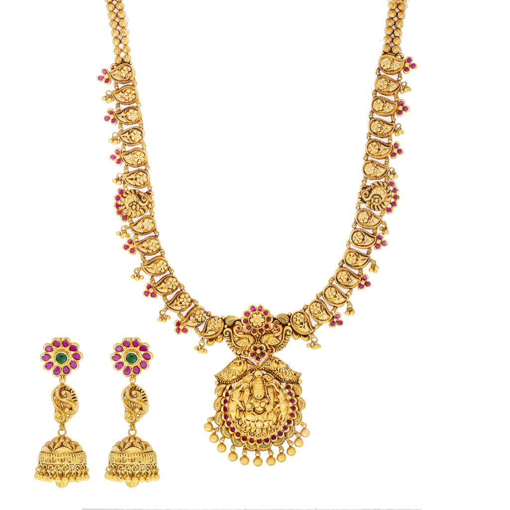 22K Yellow Gold, Emerald & Ruby Temple Jewelry Set (109.2) | 


Fine craftsmanship, vibrant gemstones, and traditional Indian jewelry making elements were pou...