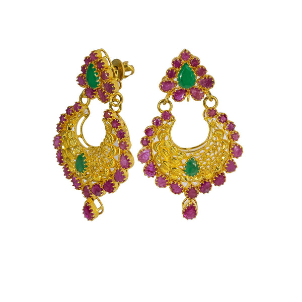 An image showing the Virani Jewelers Indian gold earrings from different angles. | Stand out from the crowd with this radiant 22K gold necklace and earring set from Virani Jewelers...