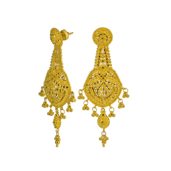 An image showing the post of the detailed matching Indian gold earrings from Virani Jewelers. | Go from ordinary to extraordinary with this beautiful 22K gold necklace from Virani Jewelers!

Ex...