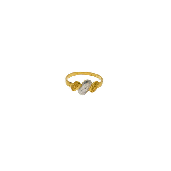 22K Multi Tone Gold Baby Ring W/ Three Slanted Stone Accents - Virani Jewelers | 


Be brilliant and bright with the mixed gold colors of this beautiful 22K multi tone gold baby ...