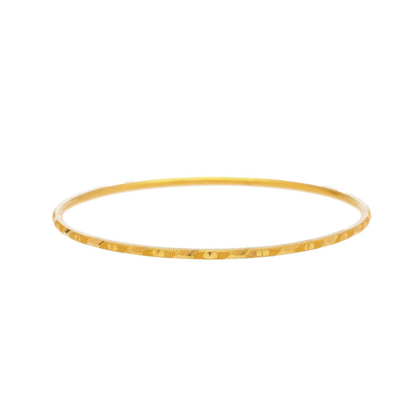22K Yellow Gold Thin Bangles Set of Twelve, 59.5 Grams - Virani Jewelers | 


Stack on the luxury with this set of 12 brilliant 22K yellow gold bangles from Virani Jewelers...