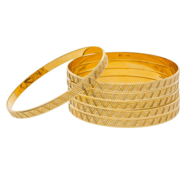 22K Yellow Gold Bangles Set of 6 W/ Laser Etched Zig-Zag Pattern - Virani Jewelers | 


Bold patterns can easily be carried from the textiles of your clothing to the fine designs of ...