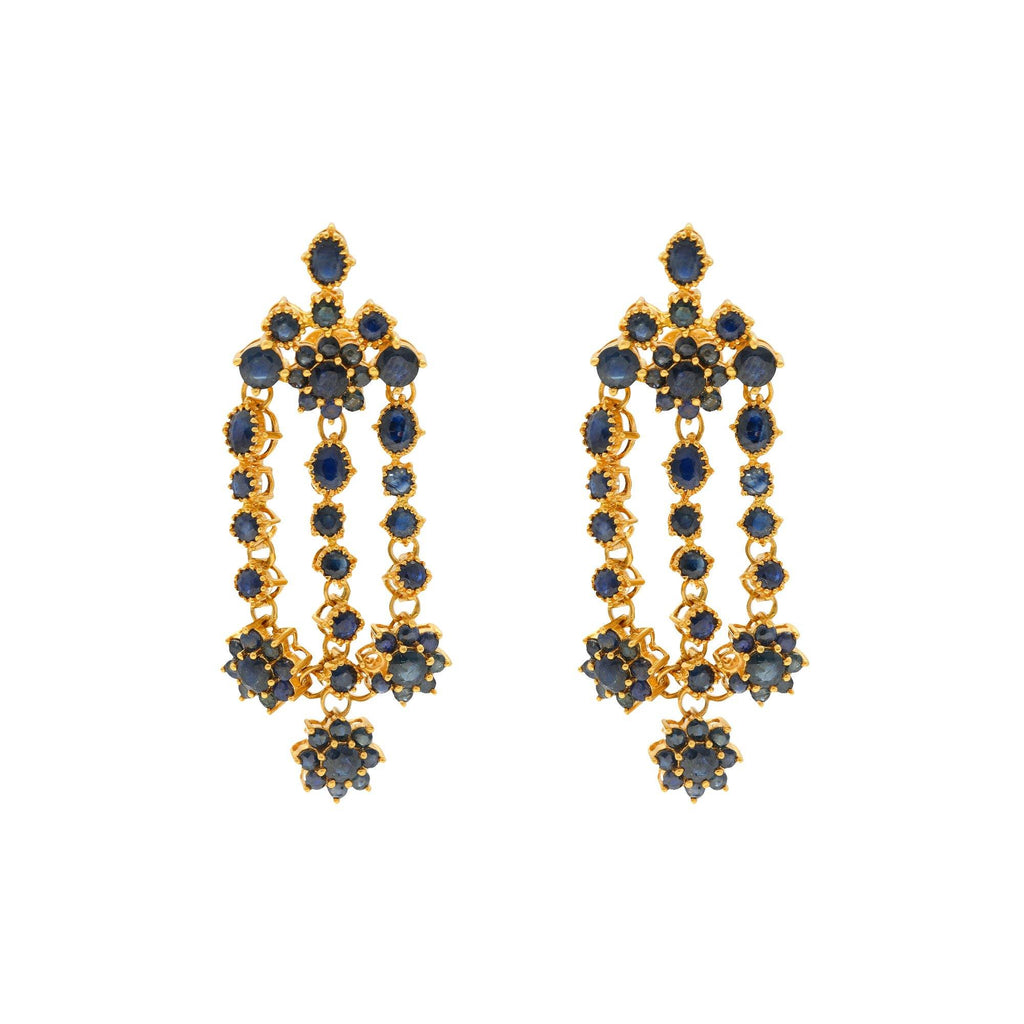 22K Yellow Gold Sapphire Rain Earrings - Virani Jewelers | 


Radiate with sheer elegance when you wear the 22K Gold Blue Sapphire Dangle Earrings from Vira...