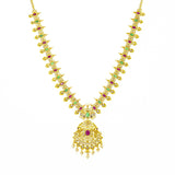 An image of the Bhavna 22K gold necklace from Virani Jewelers. | Be the most beautiful person in the room with this gorgeous 22K gold necklace set from Virani Jew...