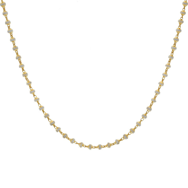 22K Yellow & White Gold Olivia Chain - Virani Jewelers | 
The 22K Yellow and White Olivia Chain from Virani Jewelers is perfect for women who love effortl...