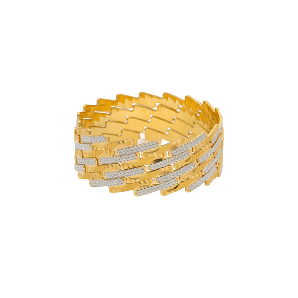 22K Gold Multi Tone Set of Four Bangles, 93.1gm - Virani Jewelers | 


Looking for simple and elegant gold bangle designs that can complement your regular and party ...