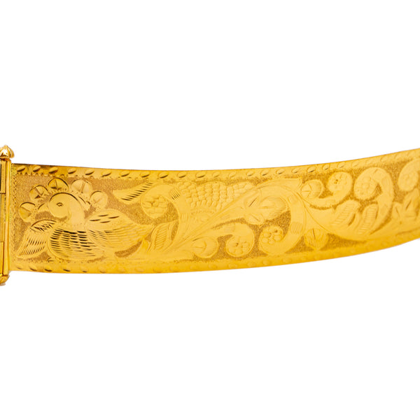22K Yellow Gold Laxmi Vaddanam Waist Belt w. Gems & Pearls (275 grams) | Add a sophisticated and stylish finish to your formal or traditional wear with this 22K yellow go...