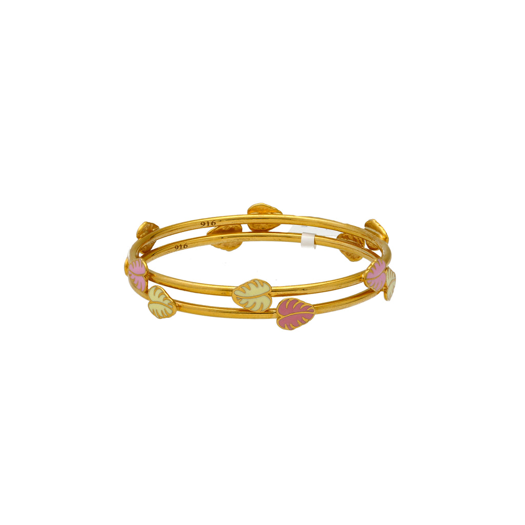22K Yellow Gold Leaf Bangle Set (9.5gm) | 


These 22k yellow gold bangles have an enamel leaf design added for to them for extra cuteness....