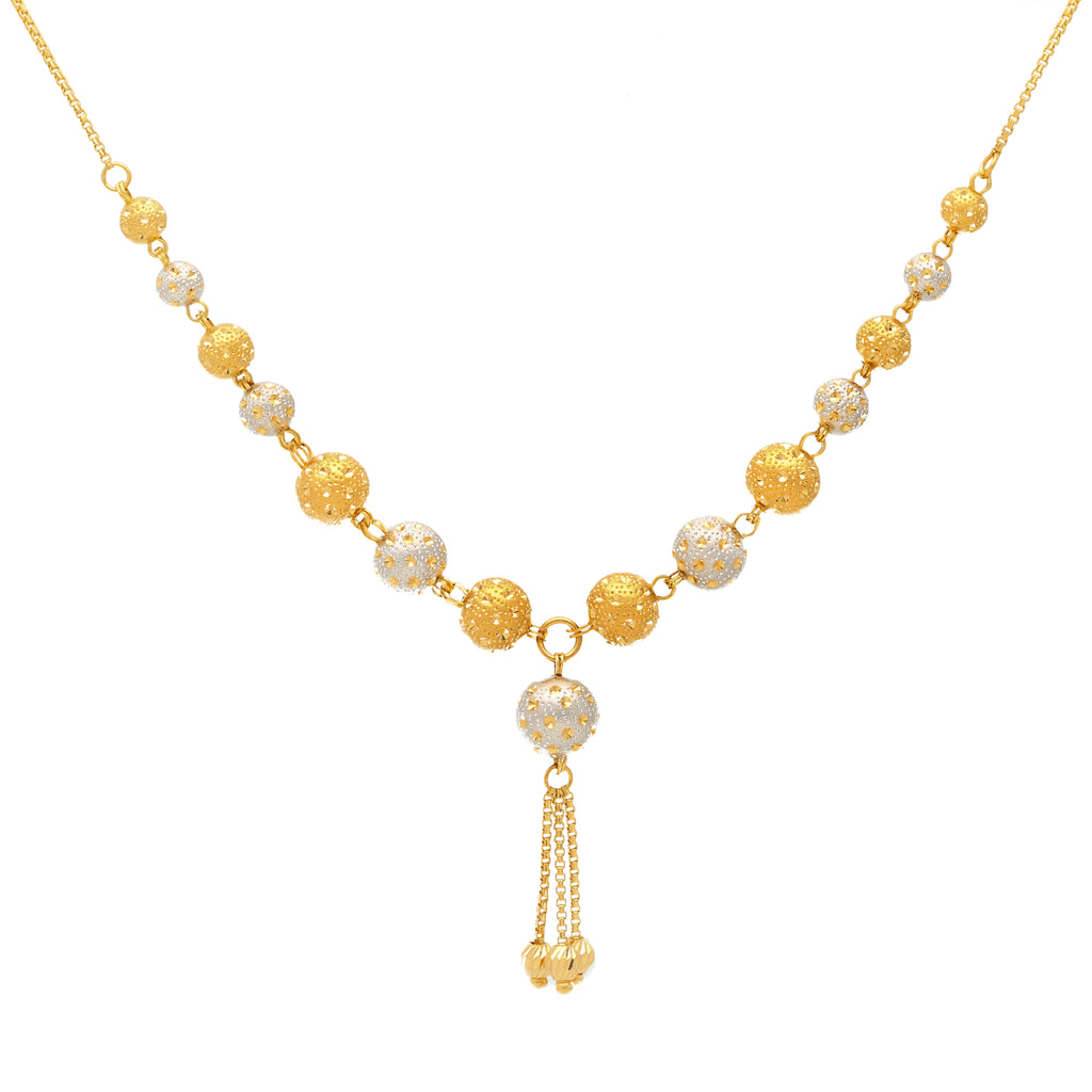 22K Yellow & White Gold Beaded Chain (17.4gm) | 
This lovely beaded chain will add an elegant layer of shine to any look.Features: • 22k yellow a...