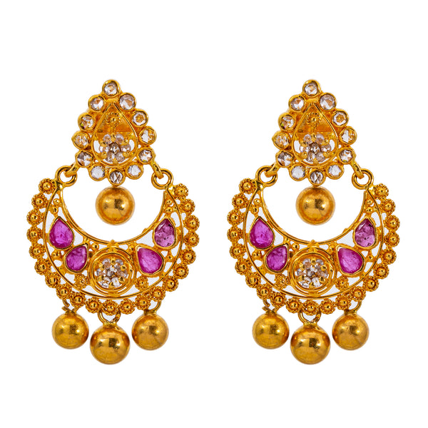 22K Yellow Gold & Uncut Diamond Kasu Jewelry Set (56.2gm) | 
This dazzling traditional Indian jewelry set has a stunning assembly of rubies and uncut diamond...