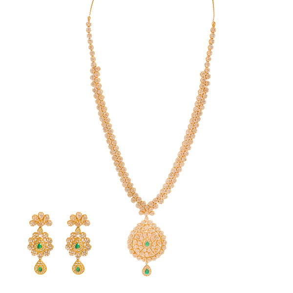 36.6 CT Uncut Diamond Emerald Necklace & Earring Set in 22K Gold W/Cable Link Chain | This is a ravishing emerald and diamond necklace and earring set. It features 36.6ct uncut diamon...