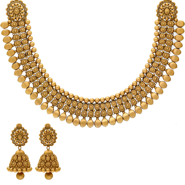 22K Yellow Gold Antique Necklace Set (77gm) | 


The beauty of this 22k gold Indian jewelry set lies within the rich assortment of cultural det...