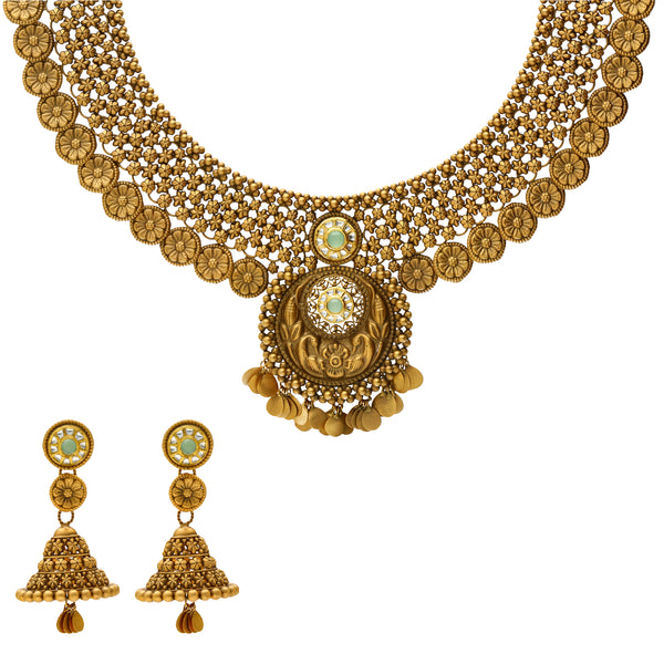 22K Yellow Gold Antique Necklace Set (74.6gm) | 


The floral details adorning the 22k gold necklace and jhumka earrings of this Indian gold jewe...