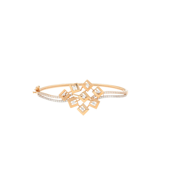 18K Rose Gold & CZ Bangle (10.1gm) | 


This dazzling 18k rose gold bangle features a unique geometric design embedded with a gorgeous...