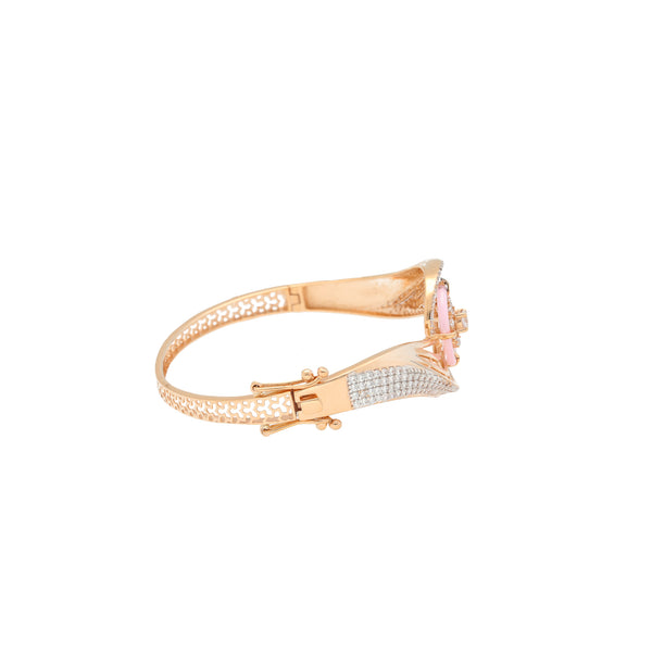 18K Rose Gold & CZ Bangle (17.1gm) | 


The elegant 18k rose gold and cubic zirconia design of this Indian gold bangle creates a look ...