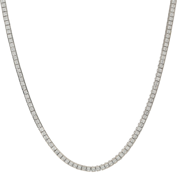 22K White Gold & CZ Stone Necklace Set (33.7gm) | 


Add this minimal 22k white gold necklace and earring set to your favorite gown for a stunning ...