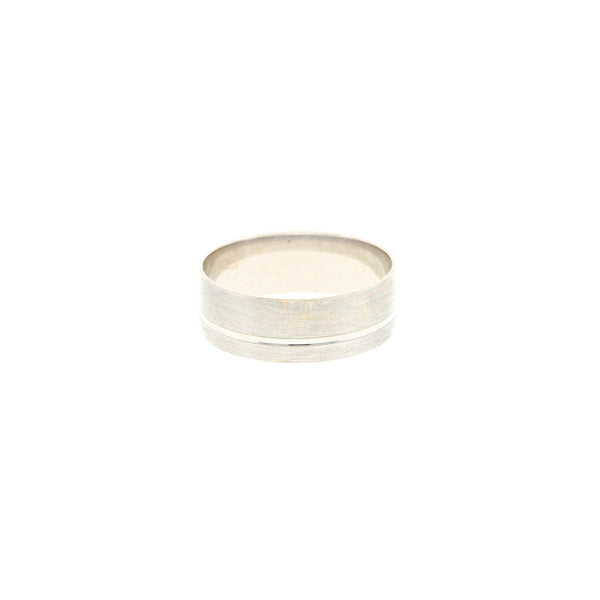 22K White Gold Luxe Ring - Virani Jewelers | 


The 22K White Gold Luxe Ring from Virani Jewelers is the perfect ring for everyday wear. This ...